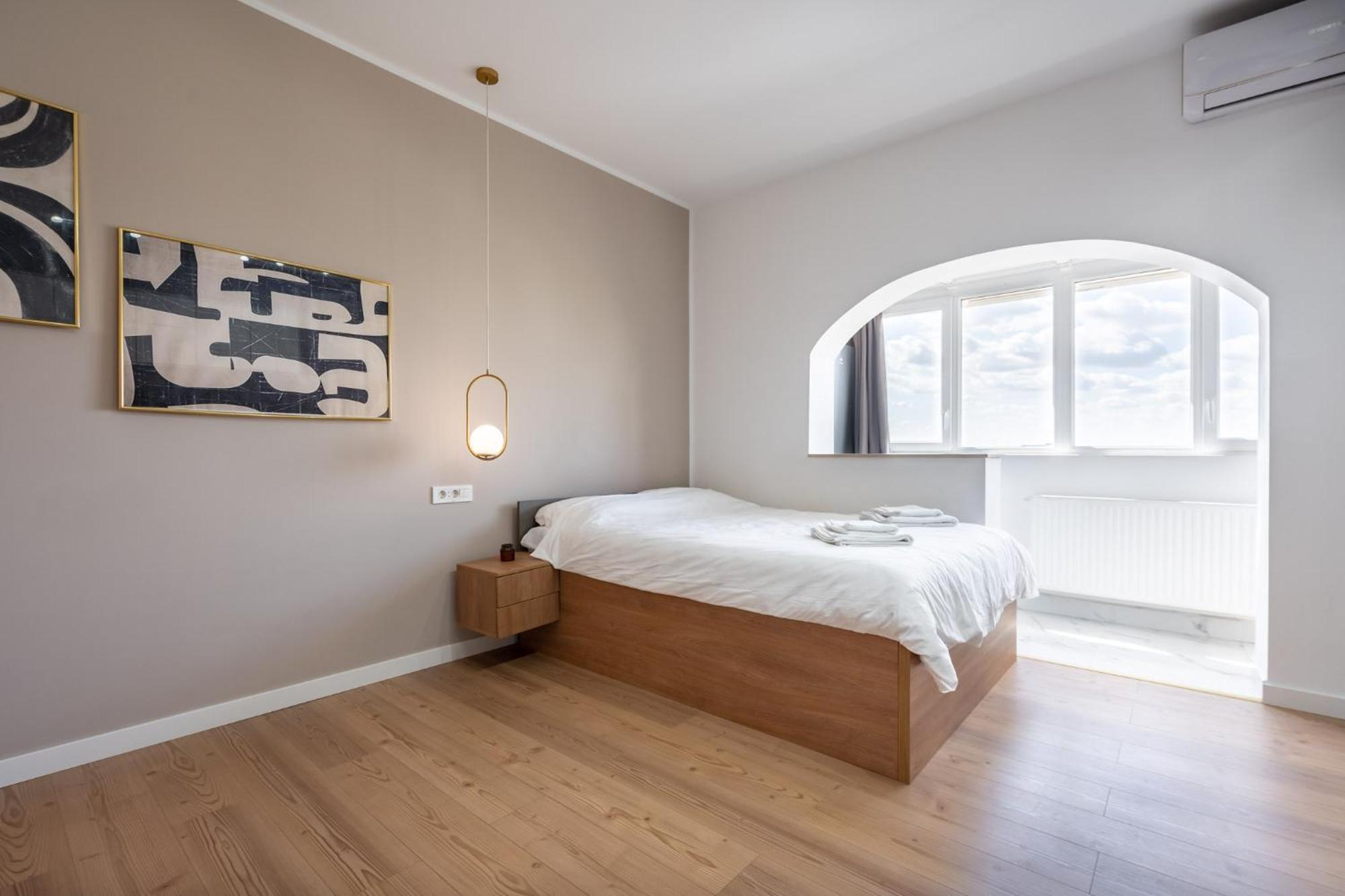 Sunset - Luxury Studio On Calea Victoriei Bucharest Luaran gambar